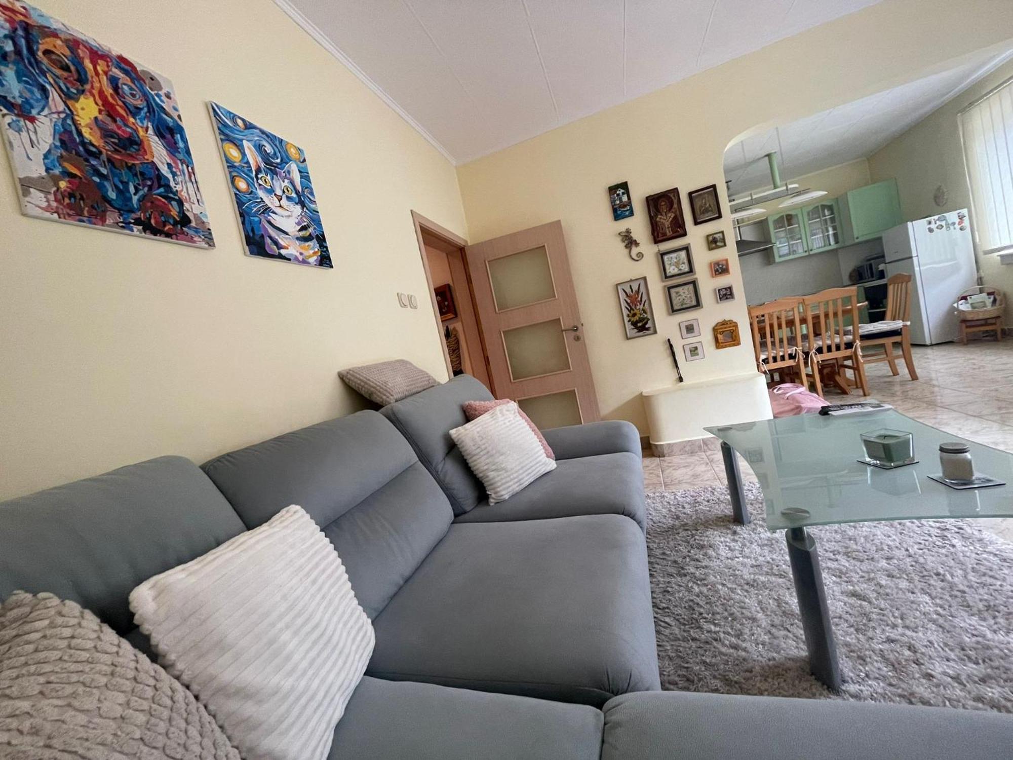 Apartment Maddie Teteven Luaran gambar