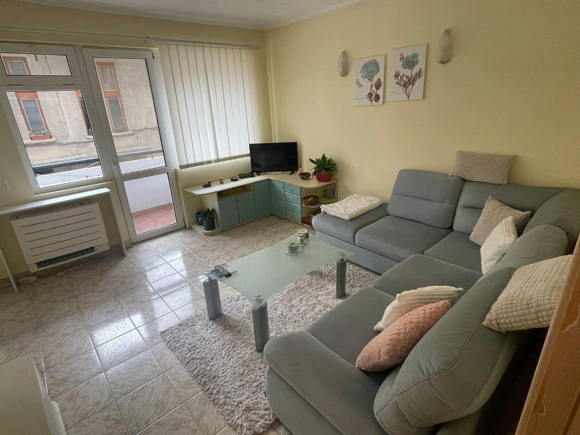Apartment Maddie Teteven Luaran gambar