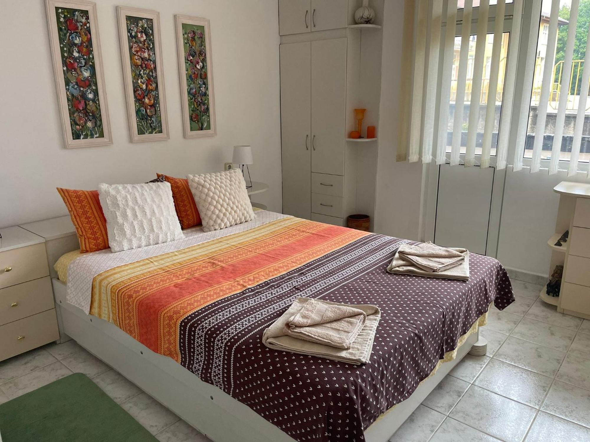 Apartment Maddie Teteven Luaran gambar